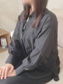 サユリ~ルックス抜群素人妻~