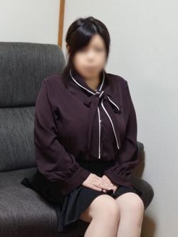 綾瀬萌華
