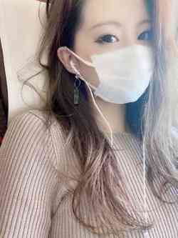 月妃れい