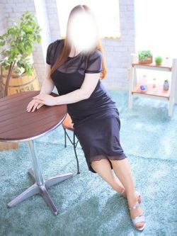 【すみれ】奥様