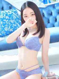 あいは素人娘の全力ご奉仕