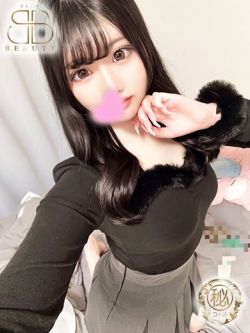 なぎ【王道黒髪清楚美少女】