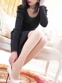 なるみ濡れてしまう卑猥秘部