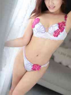 川口ゆりな