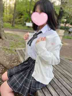 はな『清楚女優を彷彿スレンダー巨乳美女』