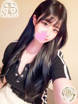 ぷに【清楚ロリ系現役OL】