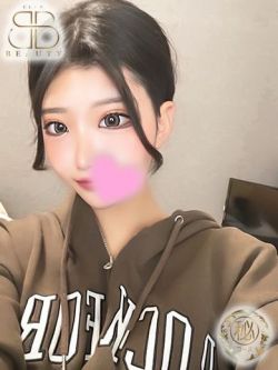 れん【美肌F乳現役学生】