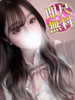 すずな†清楚系巨乳少女入店♪