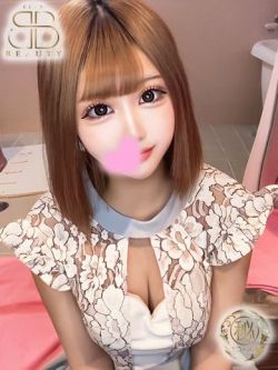 せれな【鉄板ロリカワ19歳】