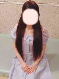 新山じゅんな