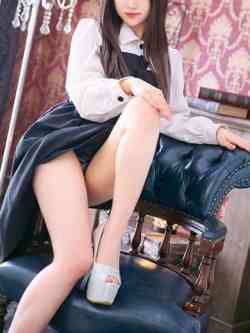 新井紗佑里