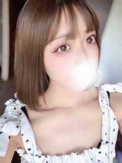 新美るあ