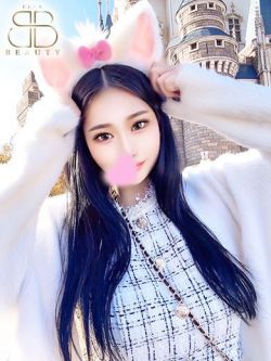あいす【爆H乳AV女優】