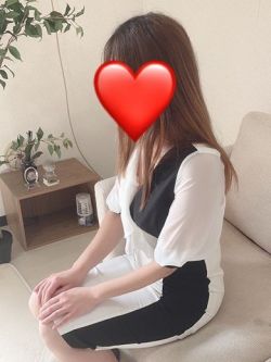 ニイナ～激エロ未経験美人妻～