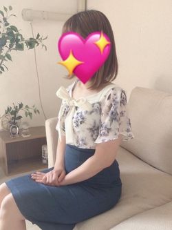 モミジ～業界未経験の美人妻～