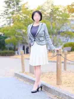 篠田真衣