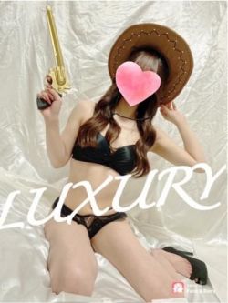 立花なぎ