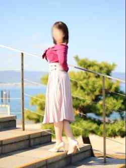綾野りこ