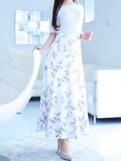 新人・真白(ましろ)