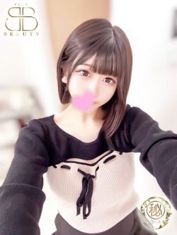 あゆな【18歳♡激カワ美巨乳娘】