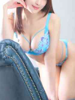 白崎明菜