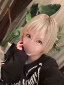 新人ゆら