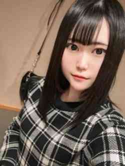 新人あおい