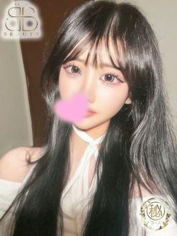 きらり【韓国系黒髪細身美女】