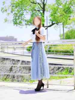 鈴原ゆずな