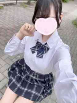 ゆり『清楚感MAXのスタイル極上美少女』