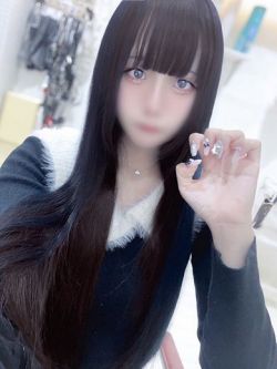 せり†透明感あふれるロリ系少女