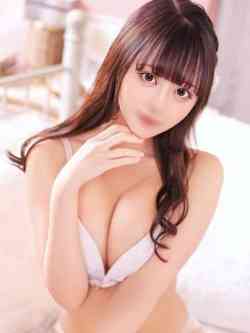 めあ【頭脳明晰高学歴美少女】