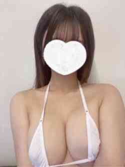 ゆい『Hカップ巨乳の和風美人』
