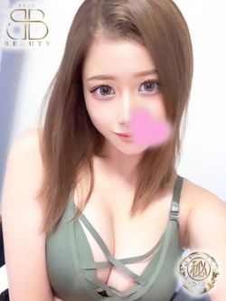 しおん【びしょ濡れ潮吹き美女】