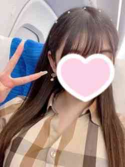 体験入店『グラビア系スタイルの美少女』