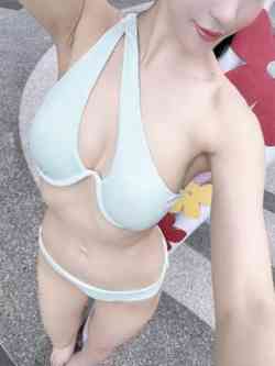 鈴木かなえ