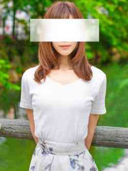 片平ももえ【性欲渇かぬ敏感妻】