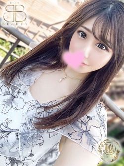 なつみ【反則級セクシー美女】