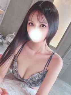 えみり【激エロG乳美女】