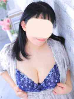 川村りさ