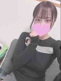 さゆ【幸せもたらす白い羽根】