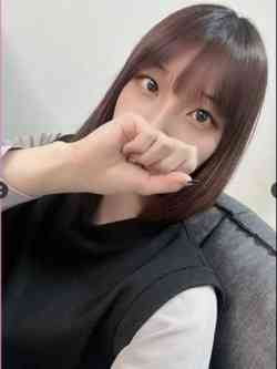 ふゆか【純情清楚系美人】
