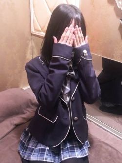 ゆりな