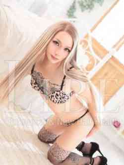 紫堂麗奈(れいな)