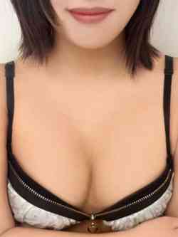みい