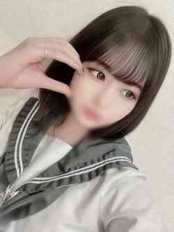 るな/透明感溢れる美少女♪