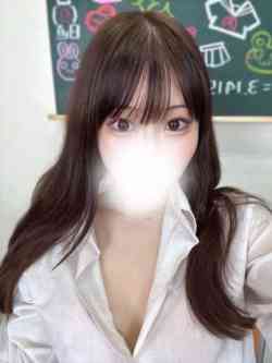 ゆな(Eカップのロリ)