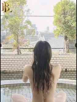 ゆら【スタイル抜群ご奉仕美女】