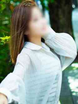 日高ともみ【最強の小柄細身】