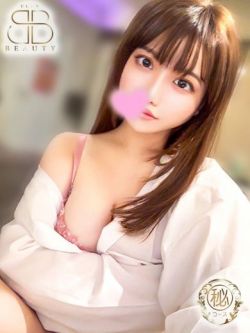 もな【愛嬌抜群美巨乳美女】